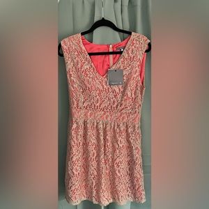 NWT Tegan Lace Dress Size: 10